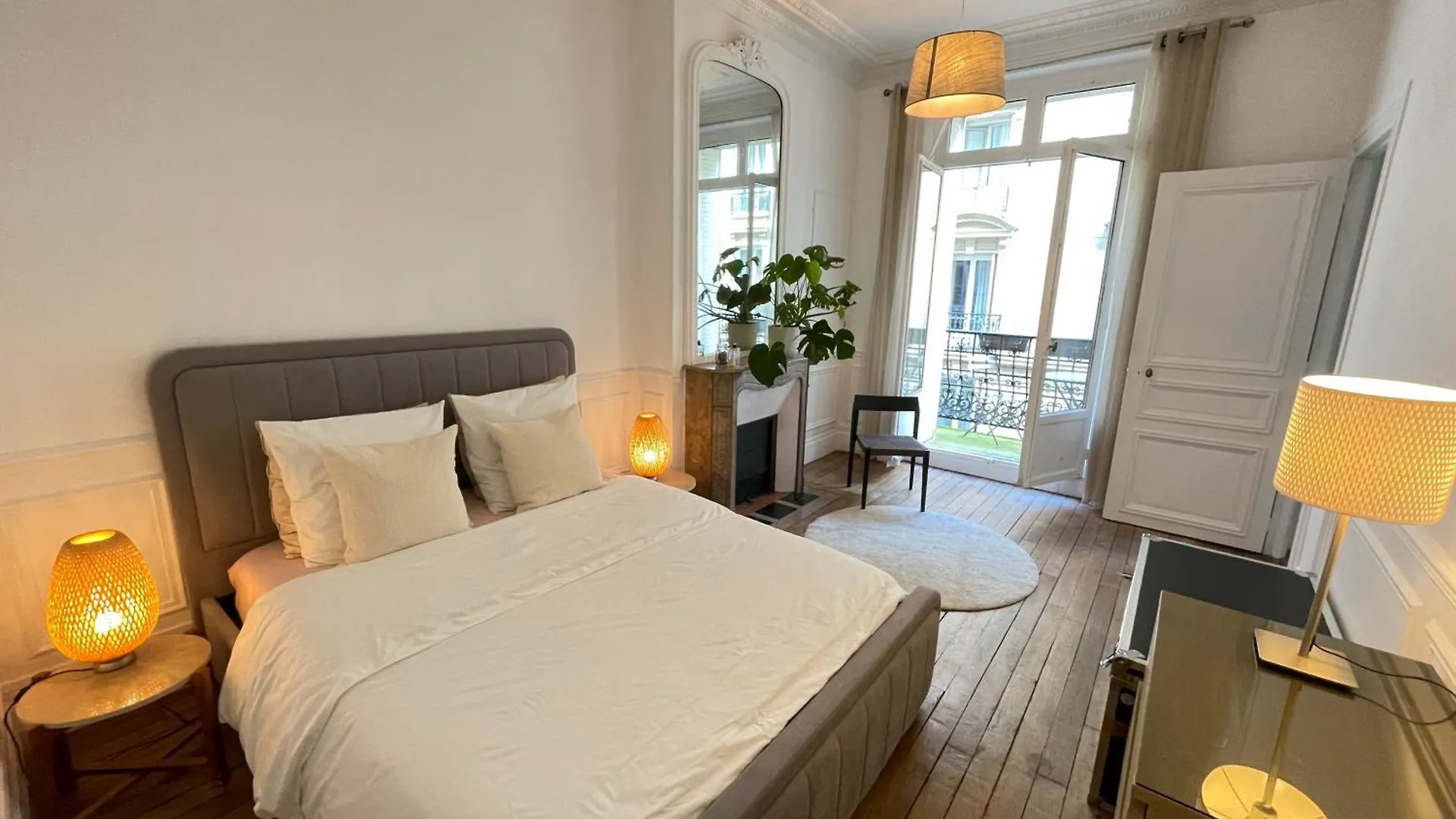 Magnifique T4 Proche Proche Arc De Triomphe Et Champs Elysees Paris Apartment
